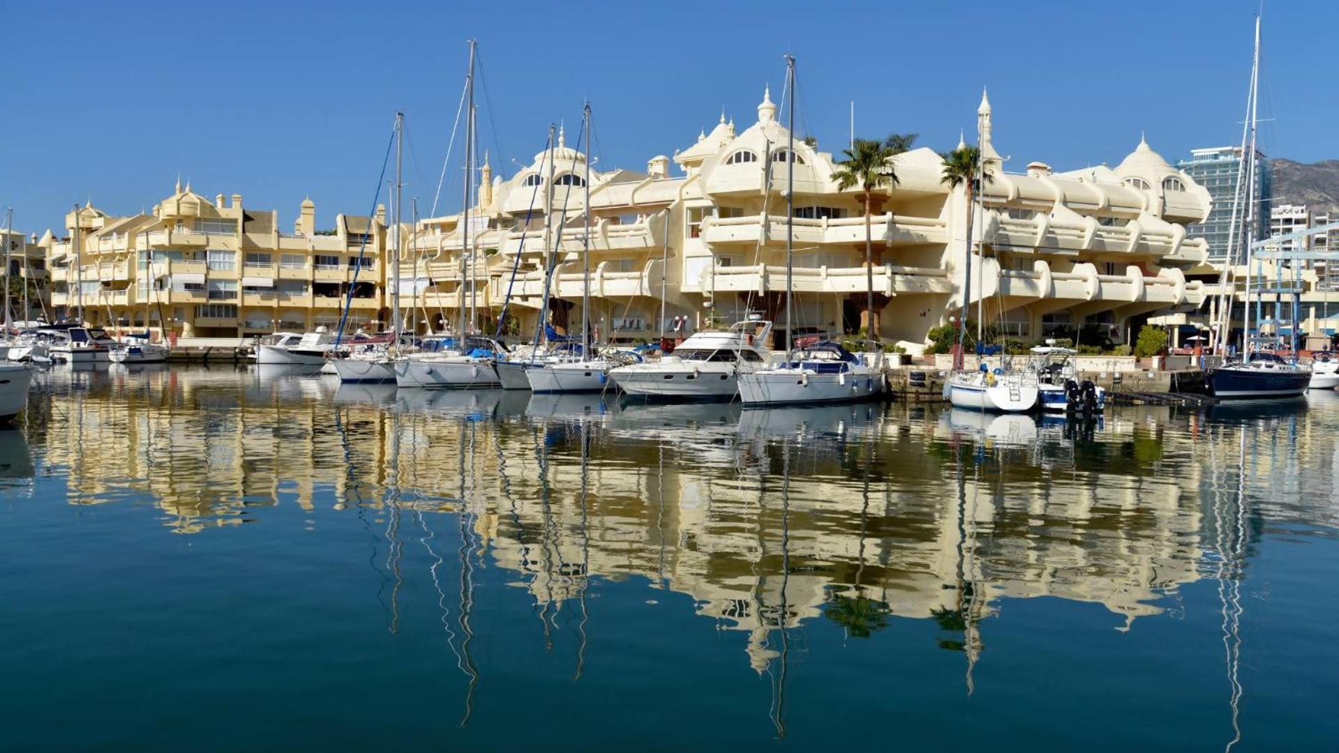Laderas Costa Apartment